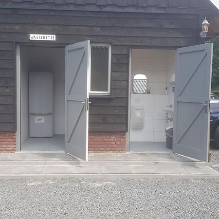 Basic Ingerichte Vouwwagen Op Camping Westenenk, Wijster 외부 사진